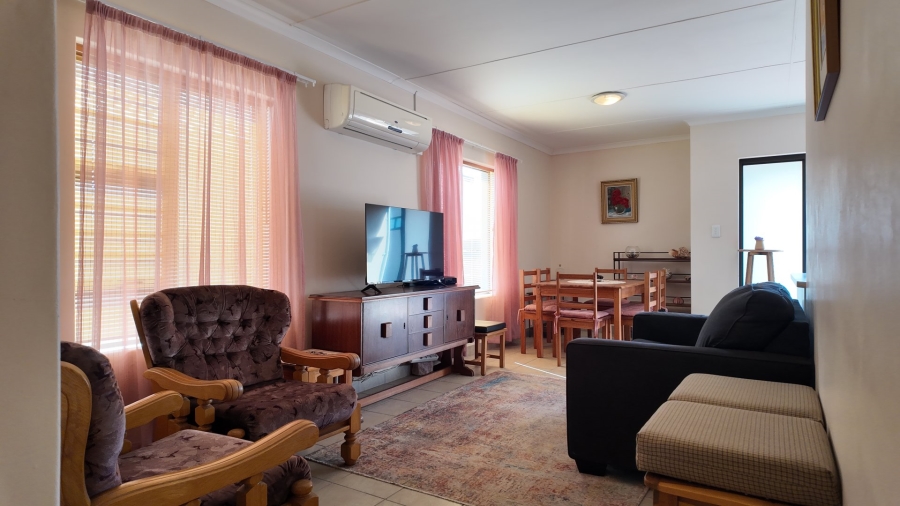 3 Bedroom Property for Sale in Stilbaai Wes Western Cape